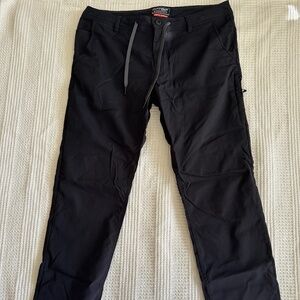 EVERYWHERE PANT - SLIM FIT